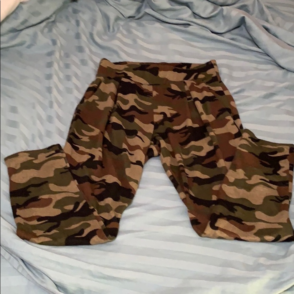 Piphany joggers camo